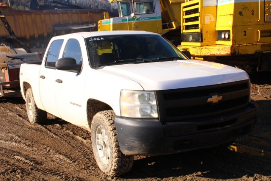 2011 CHEVROLET SILVERADO 1500 CREW CAB TRUCK GAS, 4WD, 224,000 MILES, *TITLE* VIN #1GCPKPE35BF212767