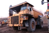 CAT 773B DUMP TRUCK SHOWING 43437 HOURS, S/N 63W02708