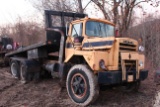 MACK ROAD TRACTOR W/ DUAL TANDEM AXLE DOES NOT RUN