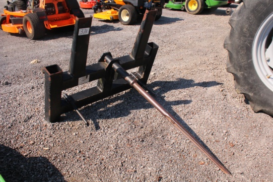 BALE SPEAR FOR AGCO LOADER TAG #3250