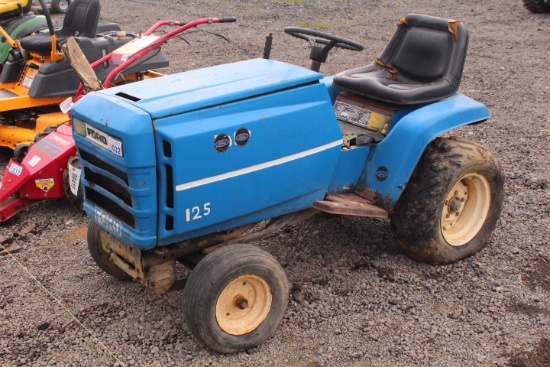 FORD 125 LAWN TRACTOR