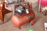 1 1/2 HORSEPOWER ELECTRIC AIR COMPRESSOR