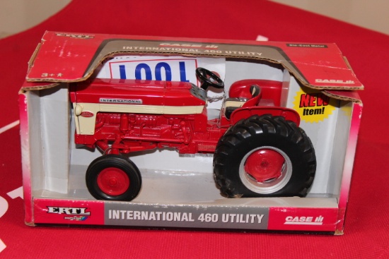 INTERNATIONAL 460 TOY TRACTOR