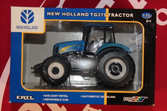 NEW HOLLAND TG275 TOY TRACTOR