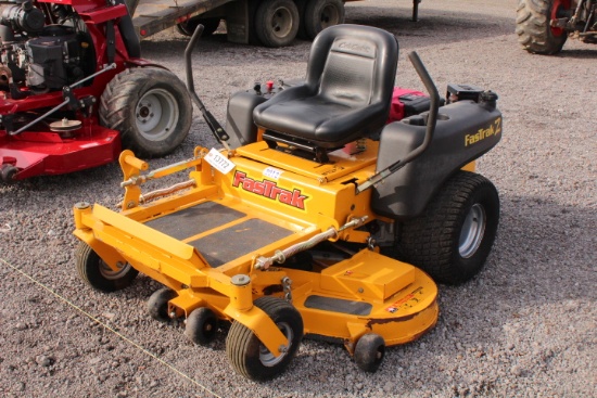 HUSTLER FAST TRACK Z ZERO TURN MOWER