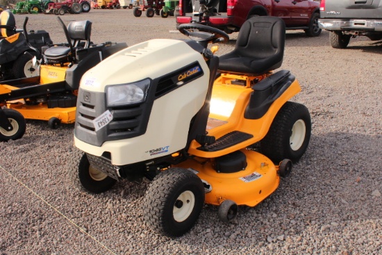 CUB CADET LTX1046VT RIDING MOWER