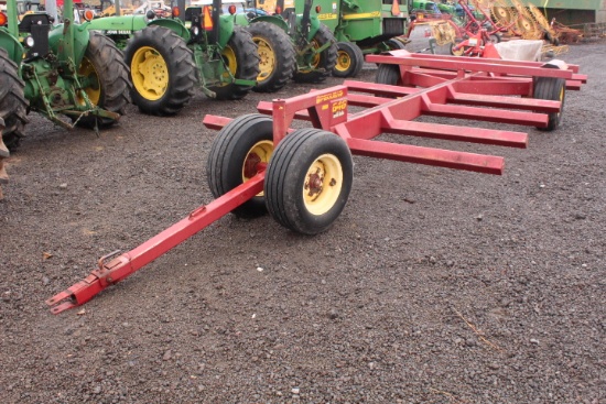 PEQUEA 646 ROUND BALE TRAILER