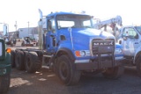 '03 MACK GRANITE TRI-AXLE CAB & CHASSIS