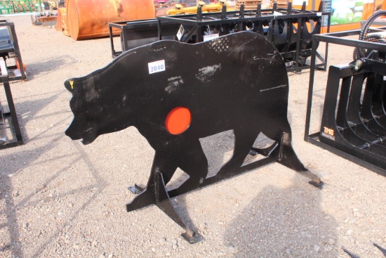 UNUSED METAL BEAR TARGET