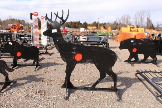 UNUSED METAL DEER TARGET