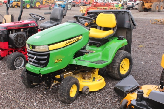 JOHN DEERE X304 SELECT SERIES