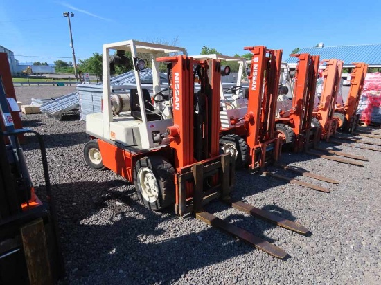NISSAN PROPANE FORK LIFT, OROPS, 3 STAGE MAST