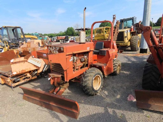 DITCH WITCH 6510 TRENCHER
