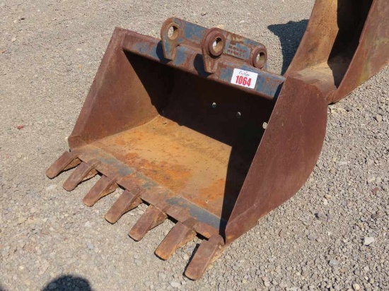 36" EXCAVATOR BUCKET