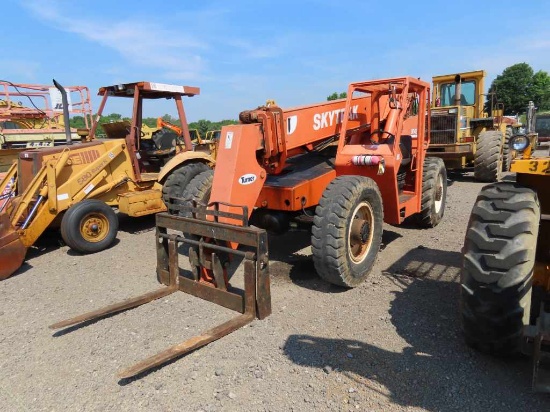 SKYTRACK 8042 TELEHANDLER