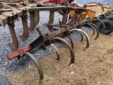 FORD 3PT HITCH 9 SHANK RIPPER