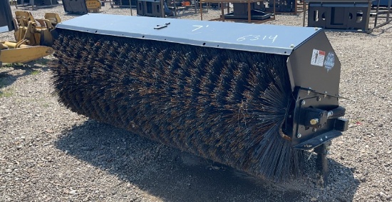 BLUE DIAMOND SKID STEER 88" SWEEPER