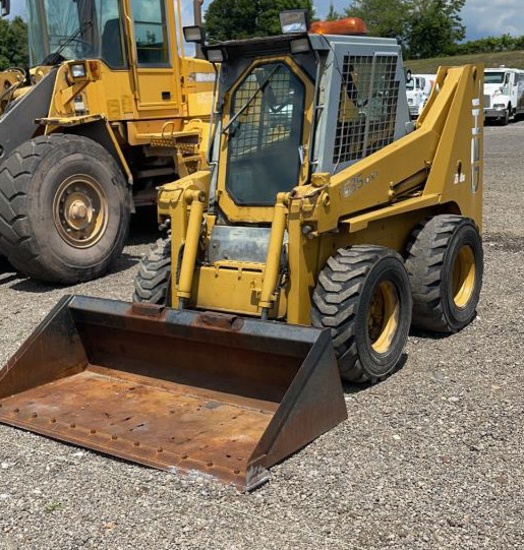 GEHL 6635DXT TURBO SKID STEER