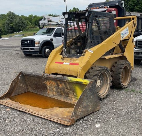 CAT 252 SKID STEER