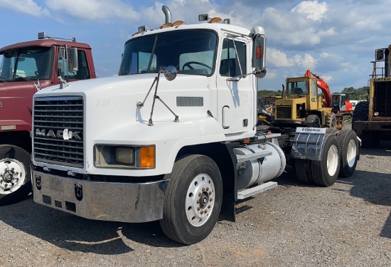 1990 MACK CH613 TANDEM AXLE ROAD TRACTOR