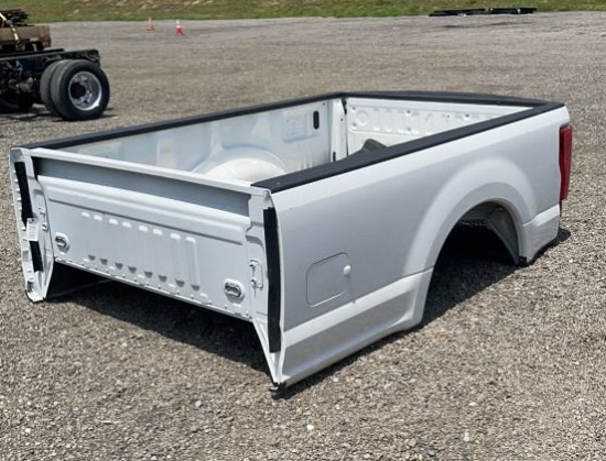 2017 FORD F-250 OR F-350 TAKE OFF 8' BED