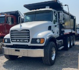 2005 MACK GRANITE TRI-AXLE DUMP TRUCK