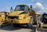 CAT 725 ARTICULATED DUMP TRUCK