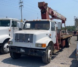 1995 INTERNATIONAL 4700 CRANE TRUCK