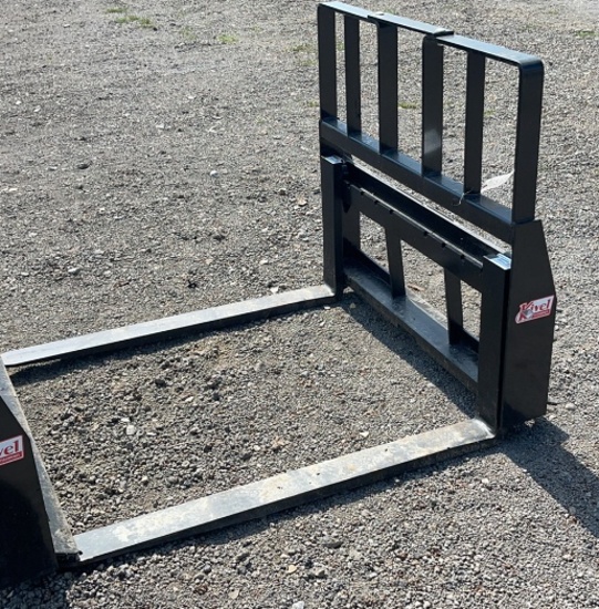 UNUSED KIVEL 48" SKID STEER FORKS