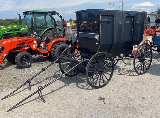 DOUBLE SEATED BUGGY WITH TOP