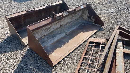 66" SMOOTH SKID STEER BUCKET