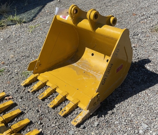 30" CAT 304 EXCAVATOR BUCKET