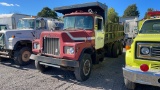 1981 MACK R MODEL TANDEM AXLE DUMP TRUCK