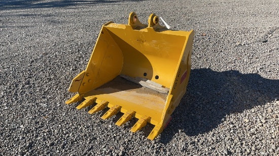 UNUSED 36" TERAN CAT 305 EXCAVATOR TOOTH BUCKET