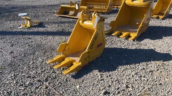 UNUSED 12" TERAN CAT 301 EXCAVATOR TOOTH BUCKET