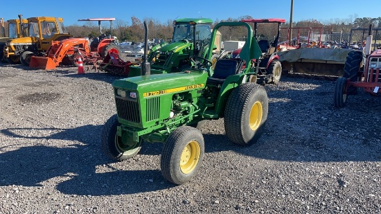 JOHN DEERE 750 TRACTOR