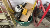 GREEN TOTE OF ASSORTED TOOLS