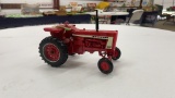 1/16TH FARMALL 806