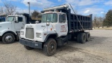 1985 MACK DM685S TANDEM AXLE DUMP TRUCK