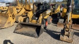 DEERE 325 SKID STEER