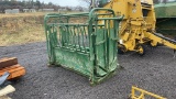MANUAL CATCH SQUEEZE CHUTE WITH TAILGATE