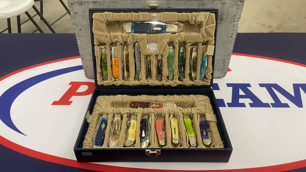 QTY 20 ) CASE XX COMMEMORATIVE MINT KNIFE SET | Proxibid