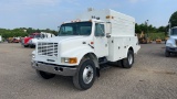 1998 INTERNATIONAL 4700 SINGLE AXLE SERVICE TRUCK