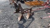 FORD 2 BOTTOM 3PT HITCH PLOW