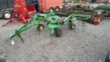 JOHN DEERE 752 PULL TYPE 4 BASKET HAY TEDDER