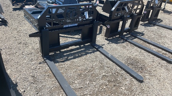 BLUE DIAMOND 48" SKID STEER PALLET FORKS