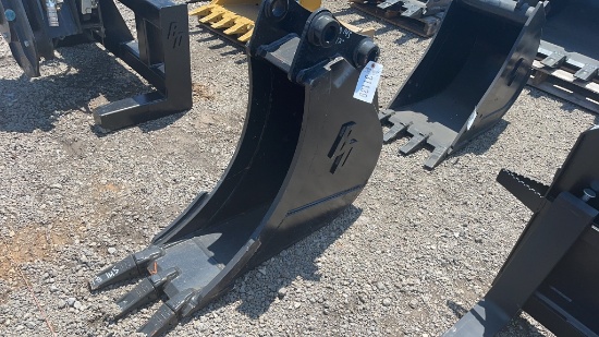 BLUE DIAMOND 12" EXCAVATOR BUCKET