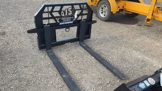 BLUE DIAMOND 48" SKID STEER PALLET FORKS