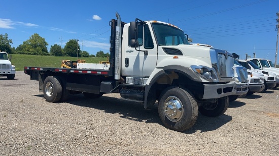 '12 INTERNATIONAL 7400 WORK STAR FLATBED TRUCK