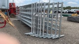 QTY 1) 19' FREE STANDING CORRAL PANEL